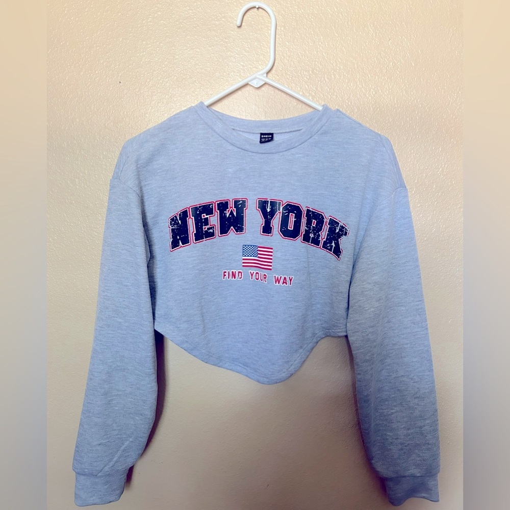 new york cropped sweatshirt